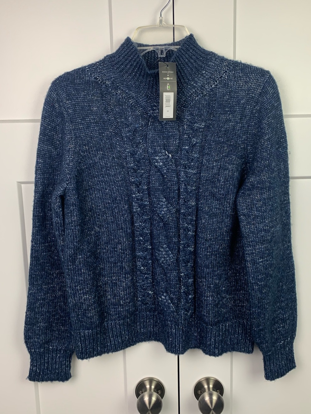 NWT Banana Republic MEDIUM Blue Marled Cable Knit Sweater Preppy